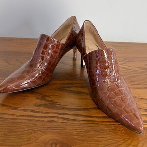 27 EDIT Glossy Brown Croc Heels